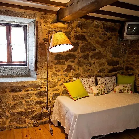 Casa Lugar De Trasande * Ларача
