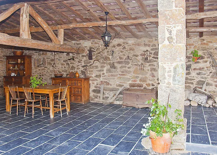 Casa Lugar De Trasande * Laracha